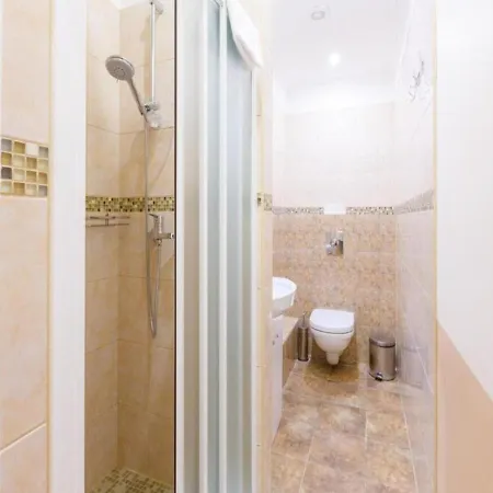 בית הארחה Hotel Nez נאנט